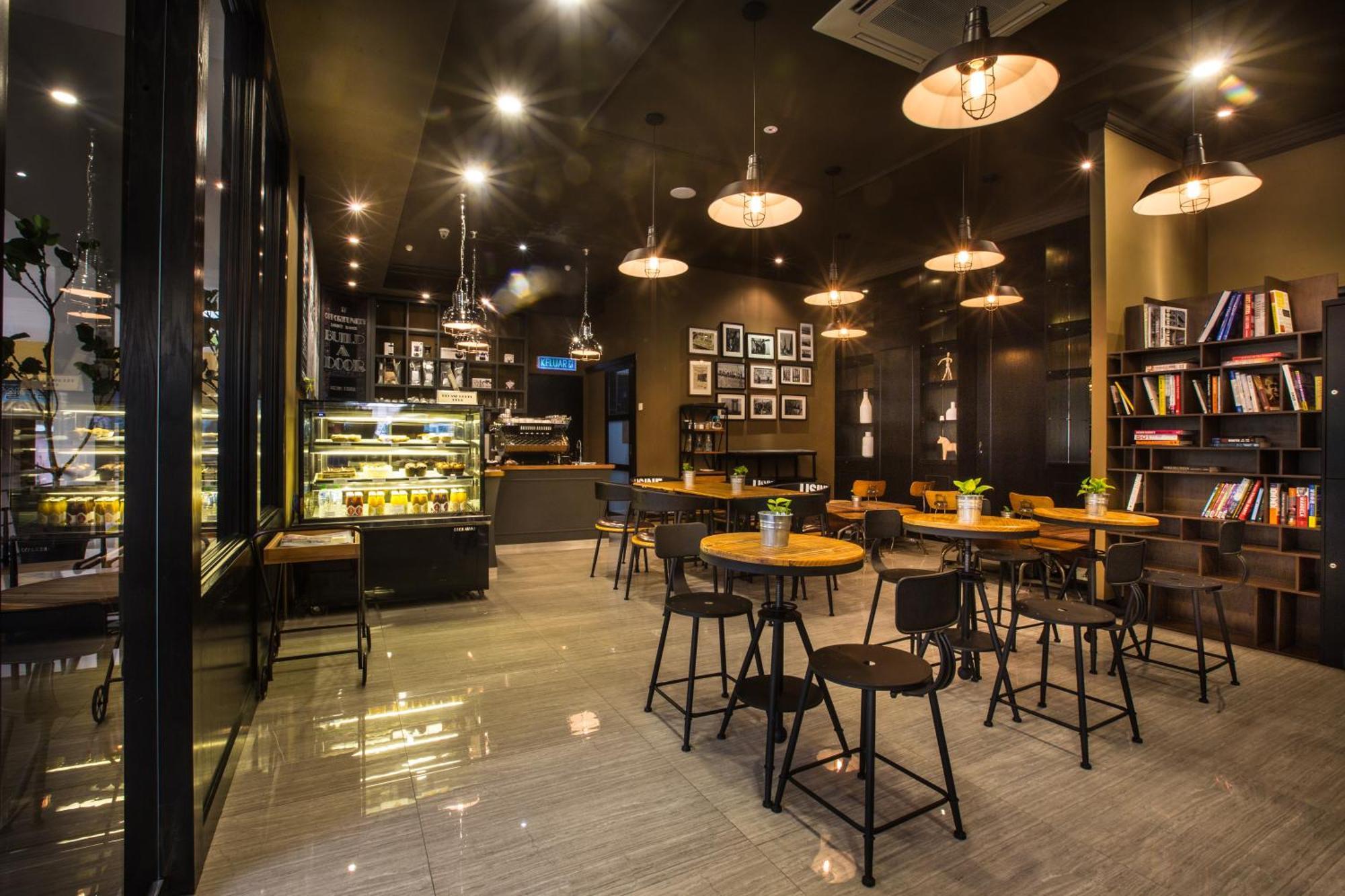 Manhattan Business Hotel Damansara Perdana Petaling Jaya Exterior foto